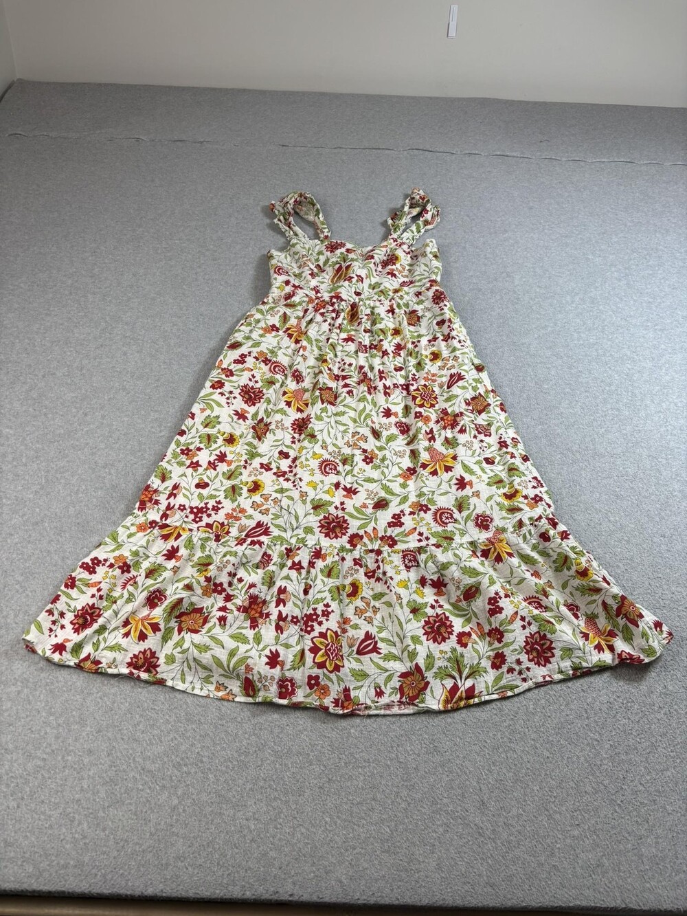 DRA Dress Womens Medium White Red Green Floral Romantic Tiered Sundress Boho